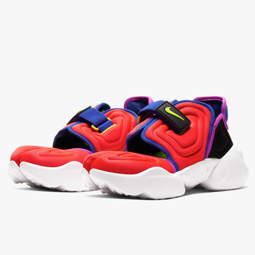 Nike Sportswear Womens Aqua Rift Bright Crimson
